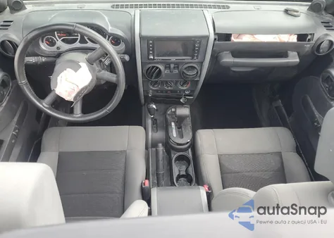 2010 Jeep Wrangler Rubicon z USA, uszkodzony, nr VIN 1J4HA6D13AL131682